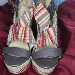Multicolor women wedges